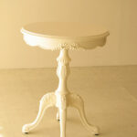 ティーテーブル　Φ６０㎝　リボンの彫刻　ホワイト色のサムネイル