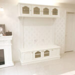 造り付け家具 TVキャビネット W170cm オードリーリボンの彫刻 ホワイト色のサムネイル