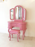 プリンセスドレッサー　女優リボンスタイル　ショッキングピンク色　ショッキングピンクの張地