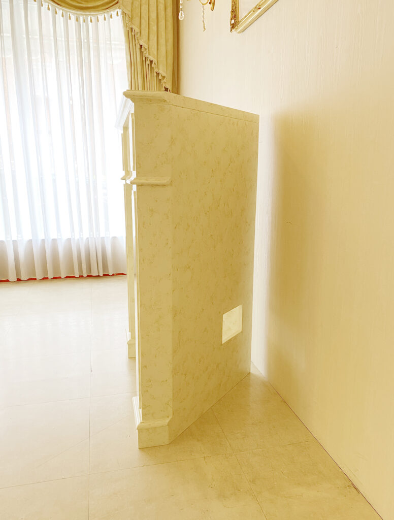 コーナーマントルピース モダンクラシック マーブルクリーム色