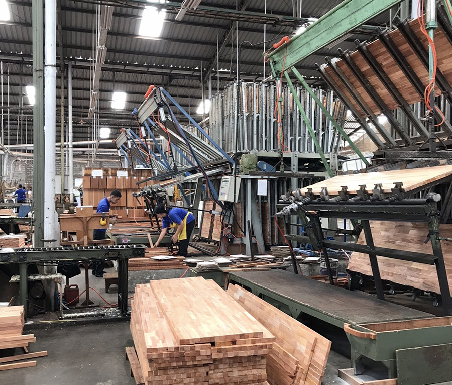 furniture-indonesia-factory-line.jpg